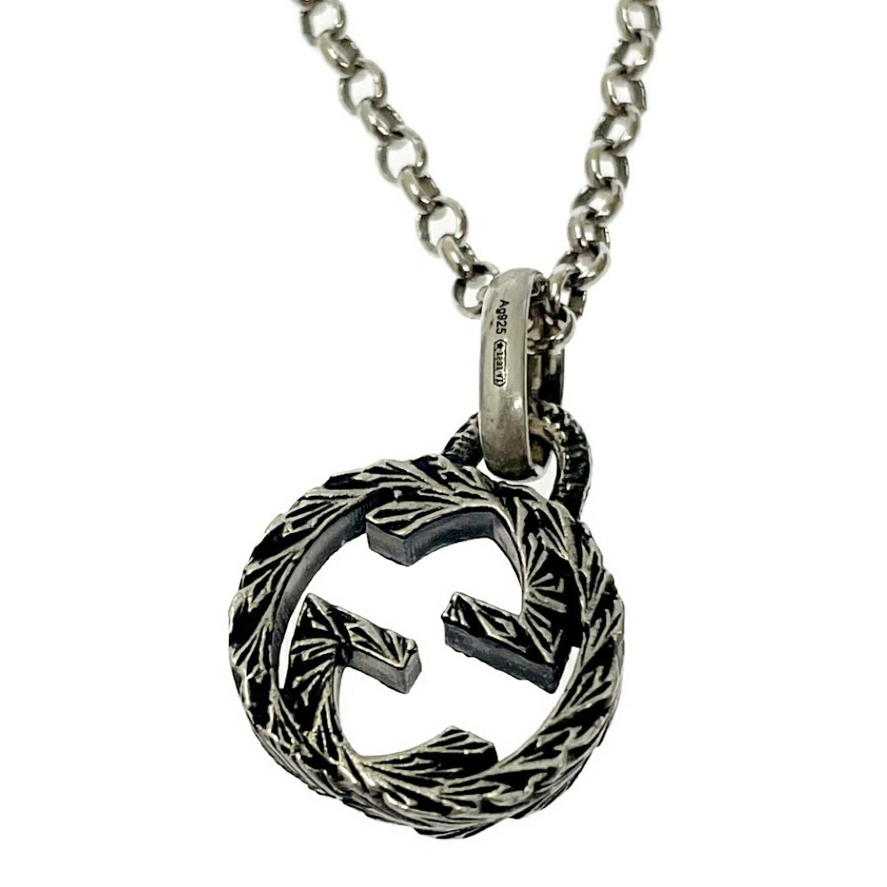 Gucci Silver Interlocking Arabesque Necklace - image 4